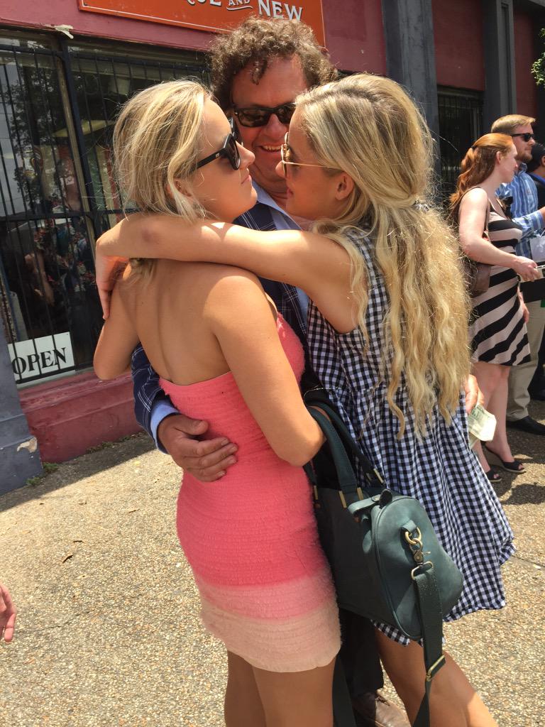 TVollhoffer's tweet photo. Congrats to Kat!!!! I'm so proud of you for graduating from Tulane University! What an accomplishment!!! http://t.co/l74PY9OZsy