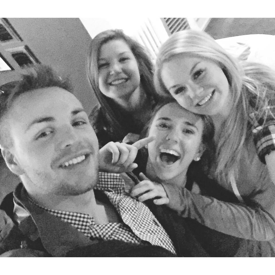 Chandlaahh's tweet photo. thanks for making the last night in Grand Forks fun🎉💕 s/o to Ash, happy birthday bb🎈@WrightAshleyyy @BranaRose #wixo http://t.co/pfxilUpOMJ