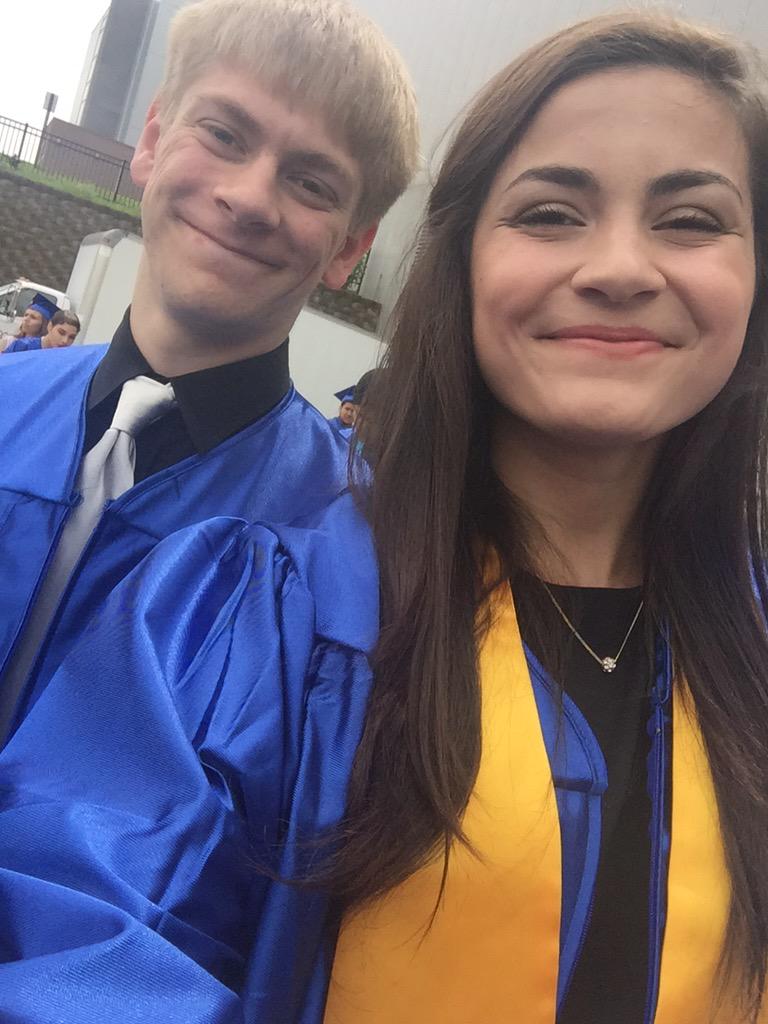 anettesprouse's tweet image. Honestly, every selfie I've ever taken with @DustinMillzilla has been 🔥 #WeGraduated