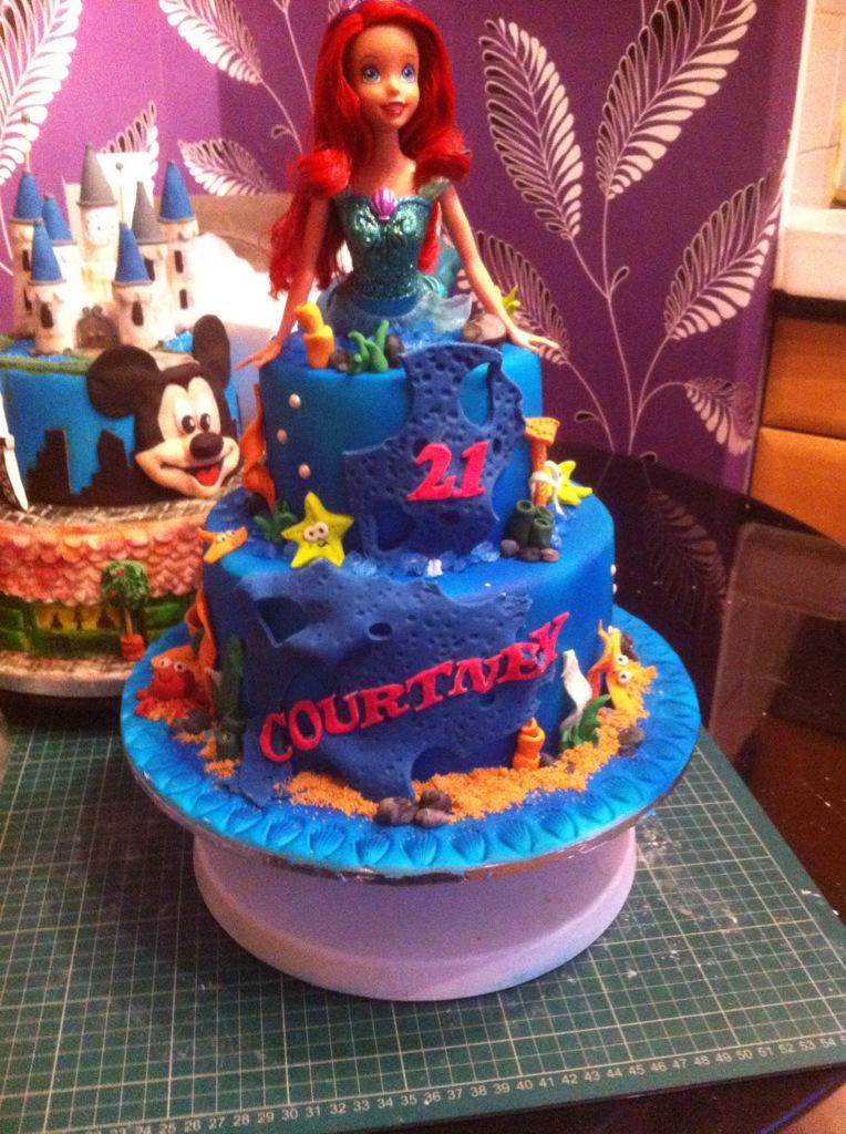 45bakerst's tweet photo. Hope everyone enjoys their cakes, it was a pleasure making them..... http://t.co/KqpxIrC7OM