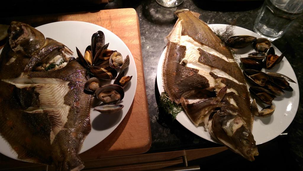 nickbeddows's tweet photo. stunning plaice from @BNfishsales grilled w clams etc superb and about £4 each http://t.co/WghEBjDd9A