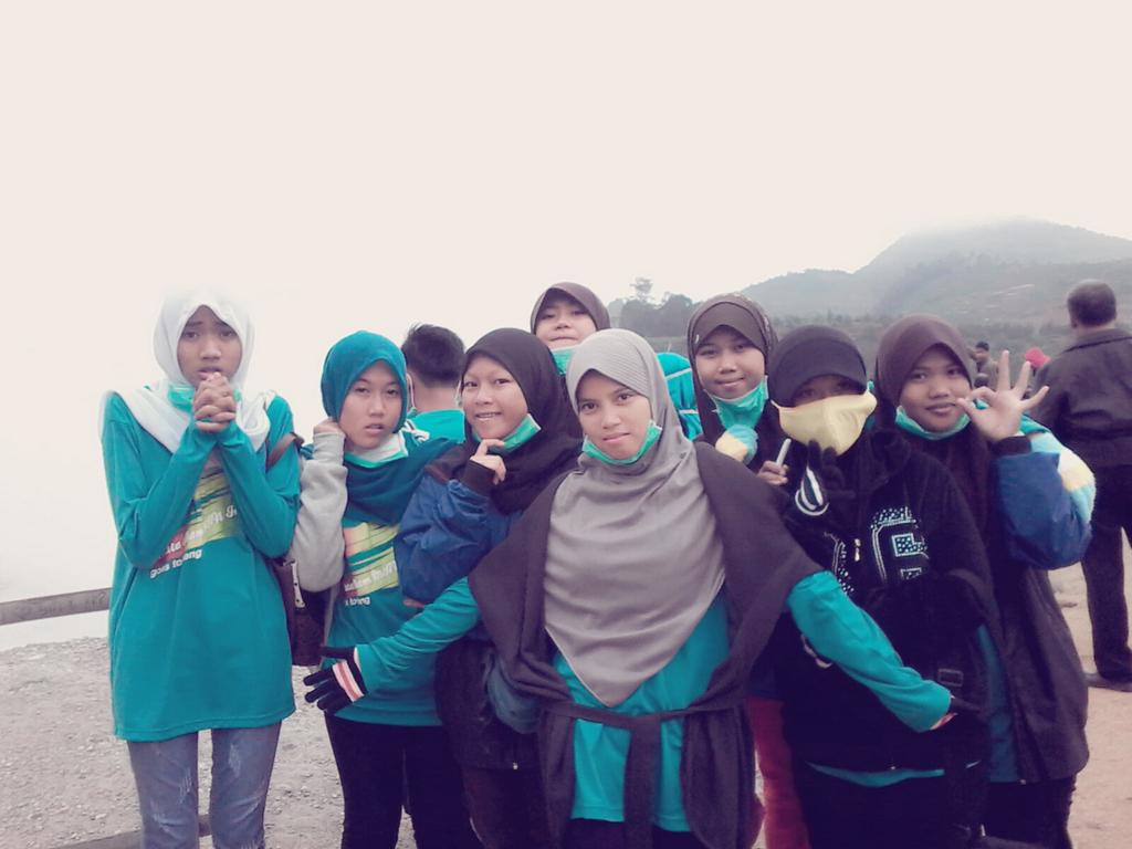 dini suryani (@se63464769) on Twitter photo 