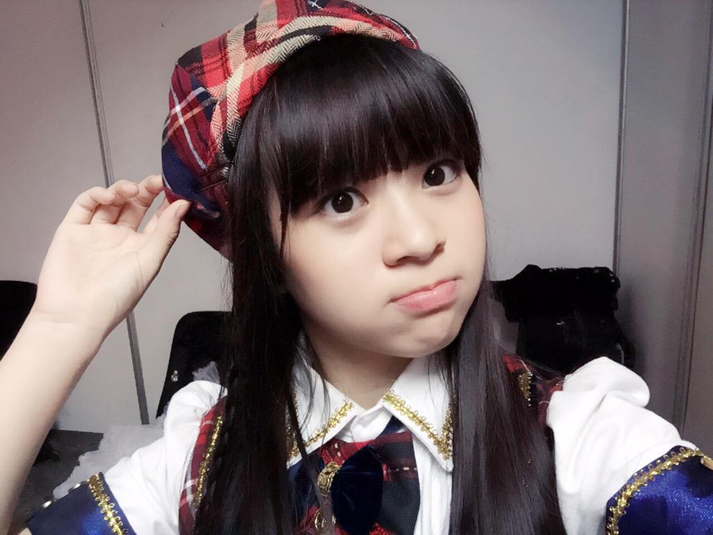 cindviadaisuki's tweet image. ini dia Seifuku untuk Single Baru nya, waduhh mimin gak kuat liatnya nihh :3 kamera mana nih?? -_-" #KHIL