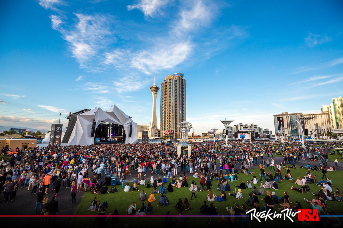 rockinriousa's tweet photo. Who's ready for @mikkyekko on the @MBUSA #EvolutionStage? http://t.co/KW5hFPsa92