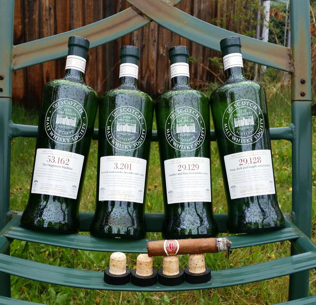 mathwiz_'s tweet image. The Machine, with it&apos;s
deep, dark,
smoky, leather
scent of lavender &amp;amp; violets
has evaporated
@SMWSCanada
@scotch_guy