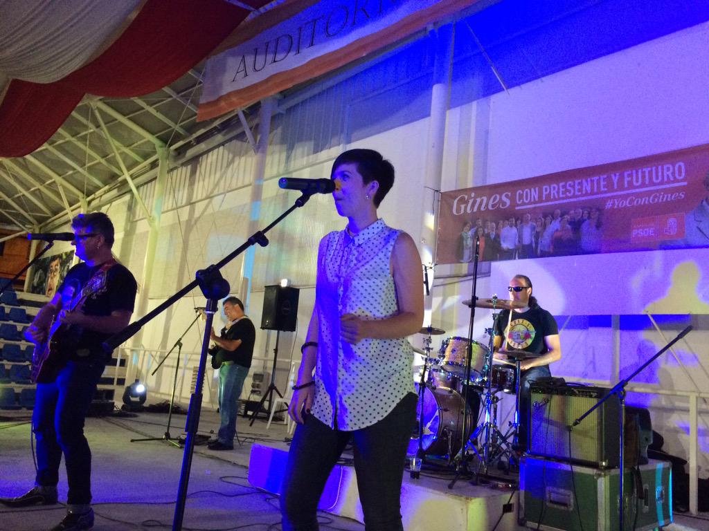 PsoeGines's tweet photo. #YoConGines y si te gusta la música en directo mas aún ! http://t.co/wzXPlwAs0U
