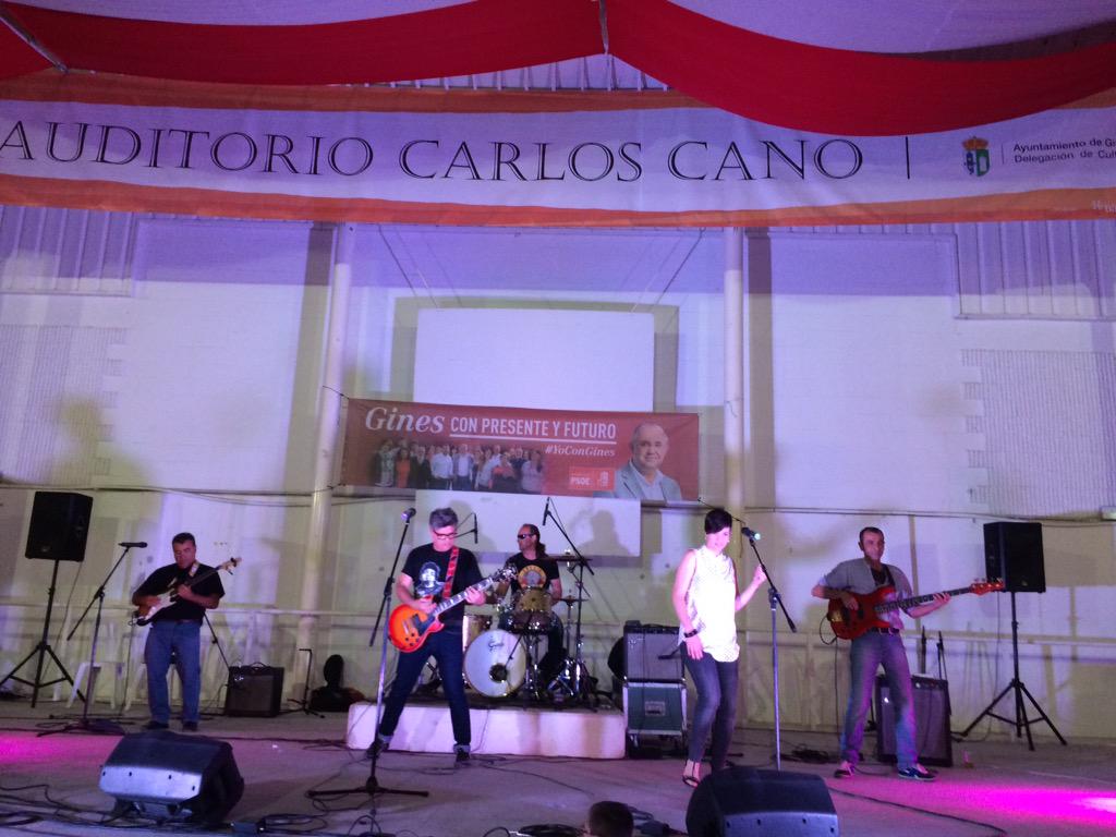 PsoeGines's tweet photo. #YoConGines y si te gusta la música en directo mas aún ! http://t.co/wzXPlwAs0U