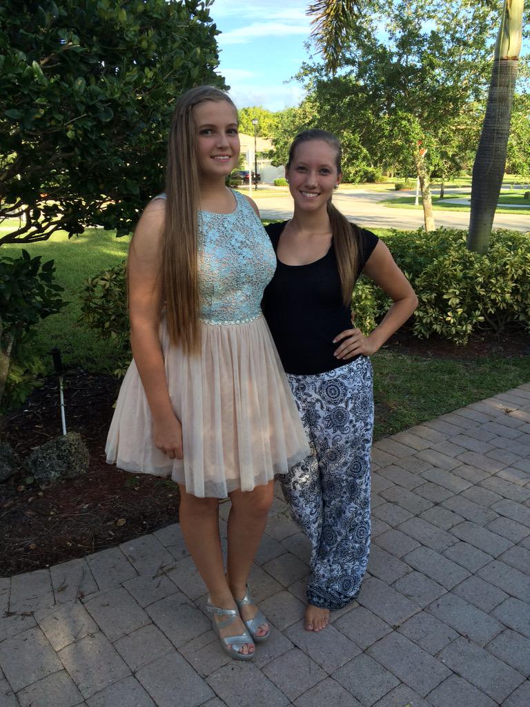 rachel_hersey's tweet photo. She looks older than me #eigthgradedance #turnup http://t.co/K9FPjNI6uq