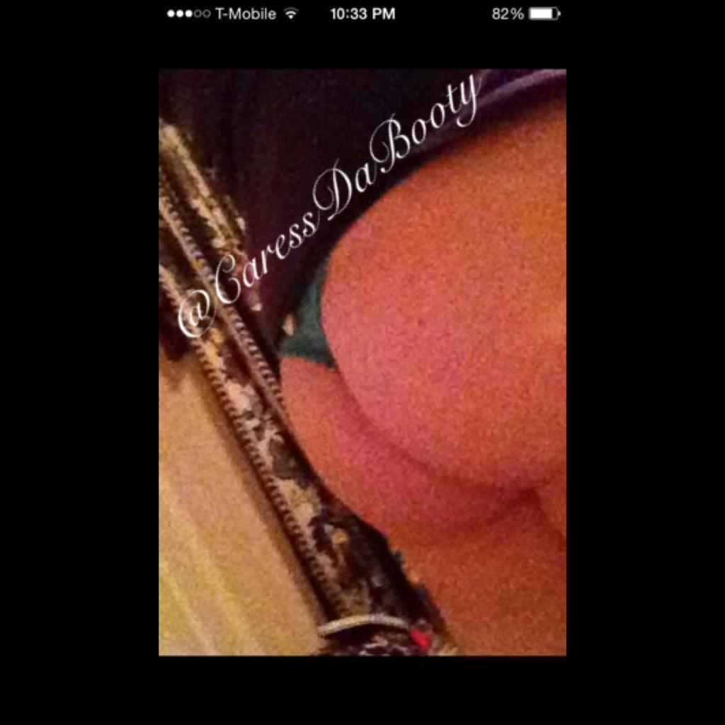VoicesToBless's tweet photo. She asked me to bless this booty😈🍑 #Anonymous http://t.co/5QE0jwjgpK