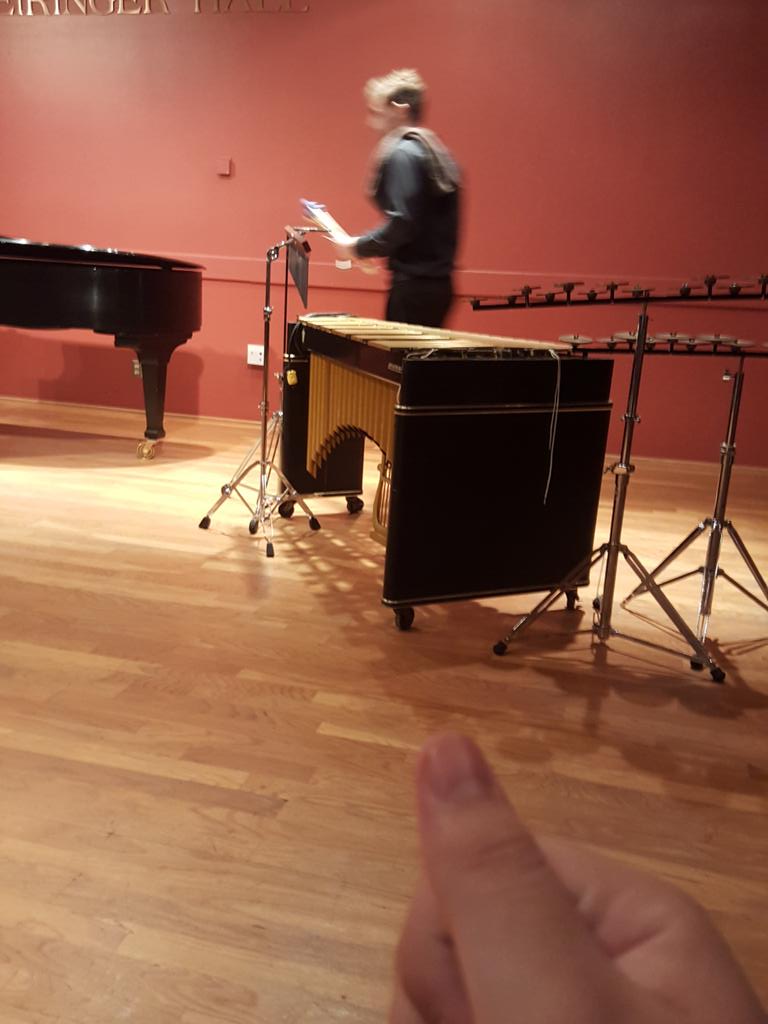 amdenny420's tweet photo. @randomirror vibraphone http://t.co/6MuKVMUNH6