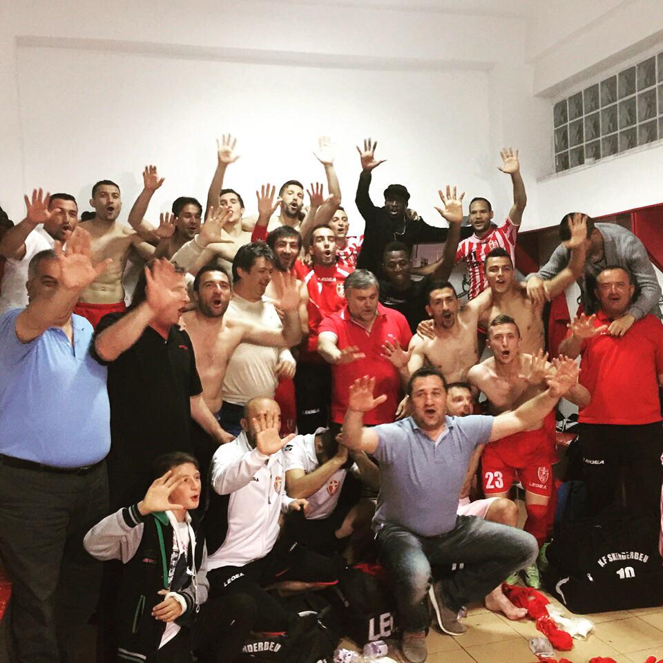 Skenderbeu players celebrate Skenderbeu players celebrate