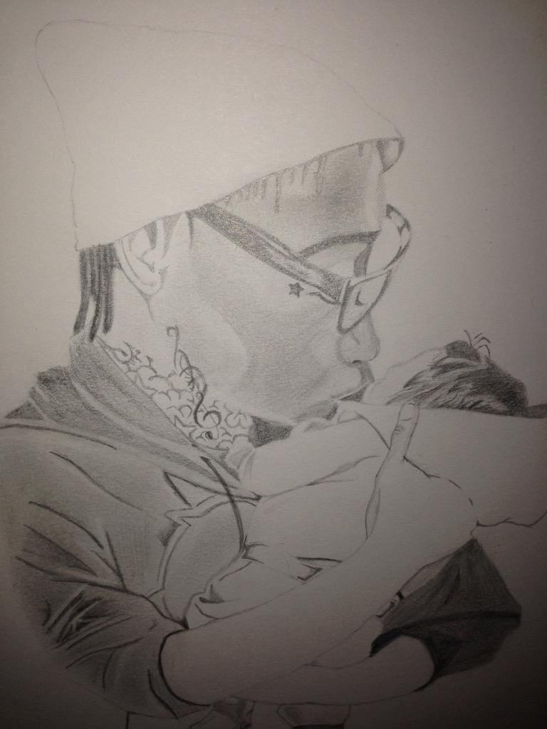 YurAverageRasta's tweet photo. Finishing up @wizkhalifa #portrait #artist #drawing #follow @YurAverageRasta #youngartist #twitart http://t.co/w55VHlF97P