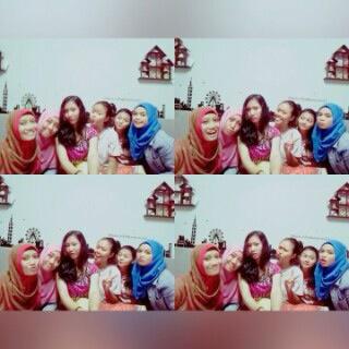 r_trsk's tweet photo. Ga nyangka bisa silaturahmi kembali @FrizkaEva @YudiawatiReggi @oetarykrtka @NoviaIsmawati @chiwieee_ http://t.co/aHEkoddWtN