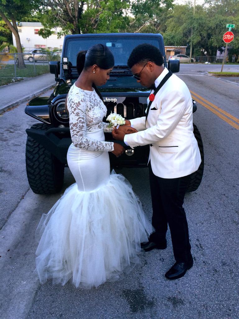 meme_blisss22's tweet photo. "@_StillDoinIt: I give what you give and I never back out of decisions #NmbProm2k15 #NMBshutitdown π₯β¨ http://t.co/ykLeD9qOLO"ππππ₯π₯π₯