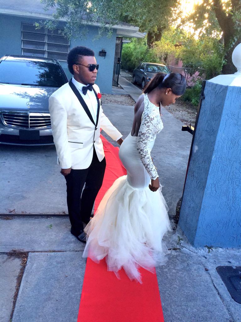 meme_blisss22's tweet photo. "@_StillDoinIt: I give what you give and I never back out of decisions #NmbProm2k15 #NMBshutitdown π₯β¨ http://t.co/ykLeD9qOLO"ππππ₯π₯π₯