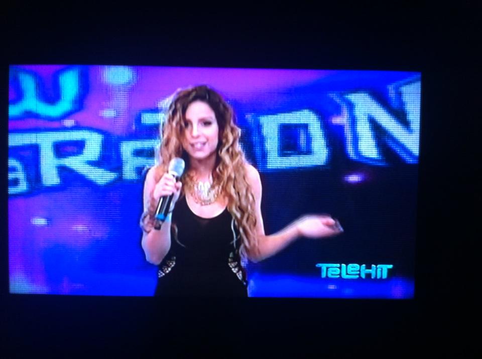 josefravs's tweet photo. Mi bella #Shakira en el #FinalNewGeneration @annabtc te quiero hermosa 😍😘😘 http://t.co/J94IqDnA7g