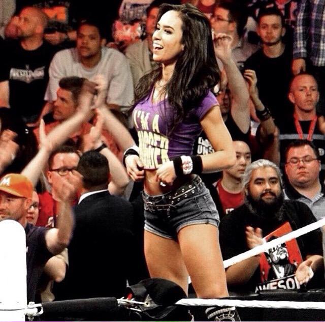 ajleeloverssss's tweet photo. Even though she's gone , we will always love her !! @WWEAJLee #blackwidow #lovebites #aprilbrooks http://t.co/GK1loHpEpi