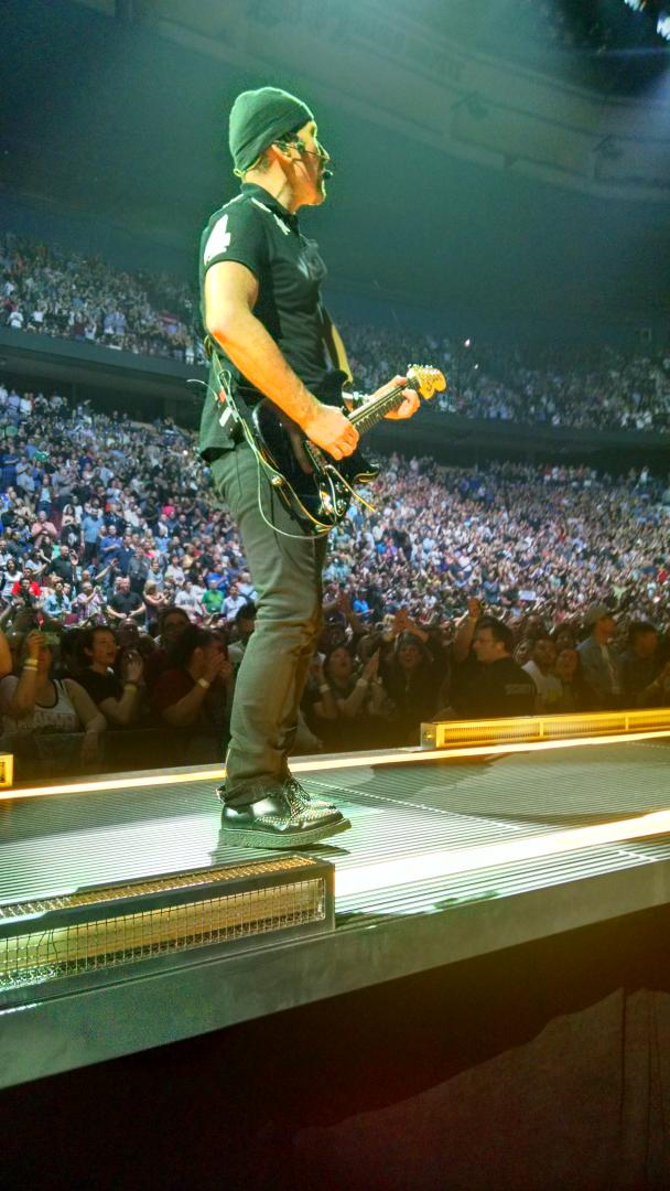 ChrisLeClere's tweet photo. #mrtheedge #U2ieTour http://t.co/PAt7UlrBL5