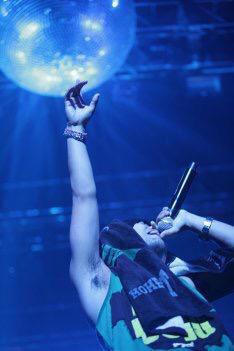 bot_miyavi's tweet photo. 今日もHAN-KUN聴いたってやつだけ皆てぇあげて〜↑↑
ハンパねぇ！！
間違いないと思ったらRT
#HAN-KUN#ハンパねぇ#間違い〜なし http://t.co/DOPDzp7TOt