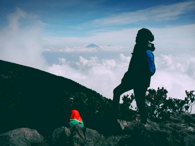 asthiedamara's tweet photo. Mt.merapi http://t.co/5U42yykDdp
