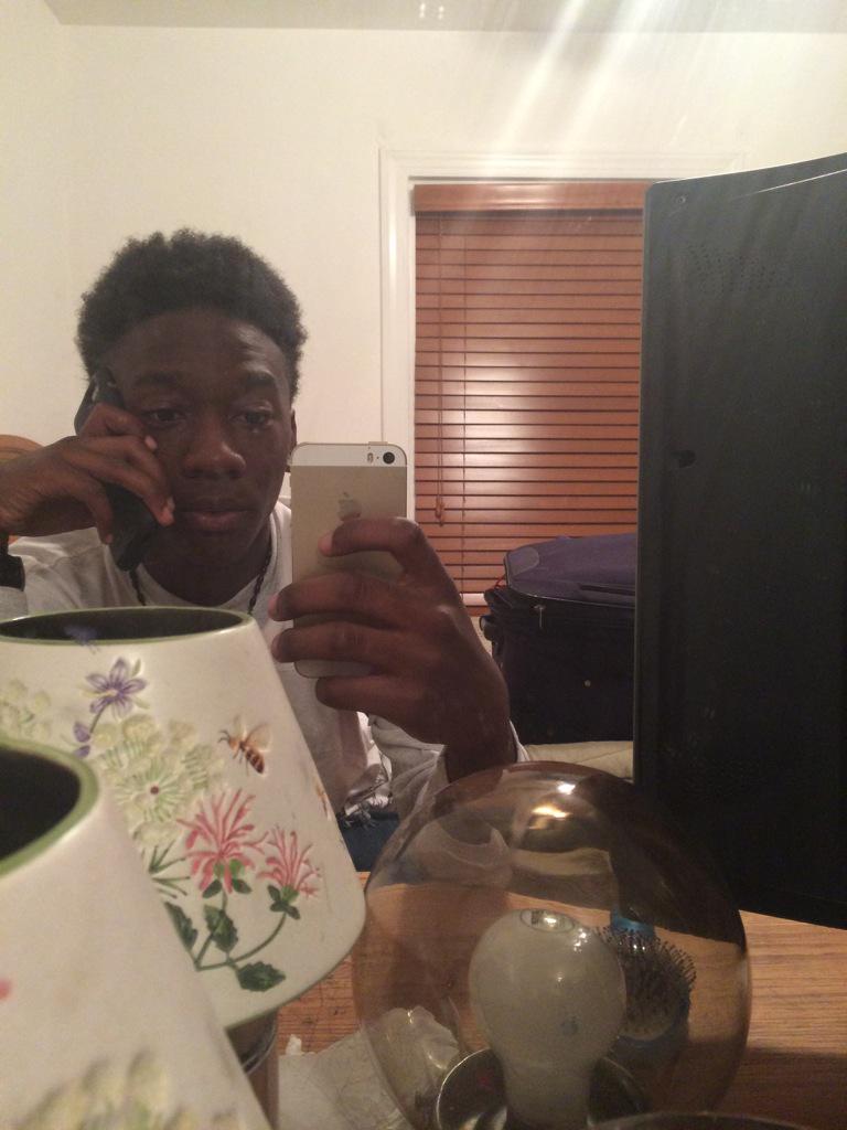IamLilStunt's tweet photo. Talking to this money http://t.co/pxyzrfCgOk