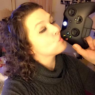 DocMiaz's tweet photo. @DocMIAZ_asst #JtThePrincess is streaming live now on http://t.co/hEkaQF4IVA #tuneinearthlings http://t.co/pLED7Ry9LI