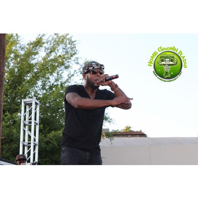 HomeGrownRadio's tweet photo. Flashback To Last Saturday at #blockpartyla... Talib Kweli ๐ท by @sheesh_its_ashleynicole http://t.co/6tFcnB1uk2