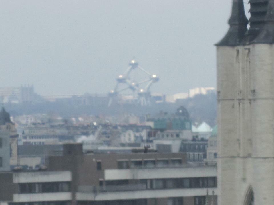 croire_skater93's tweet image. My timehop today included pictures from my trip to Paris/ Brugge/ Brussels and I&apos;m really a fan of this one #chemnerd