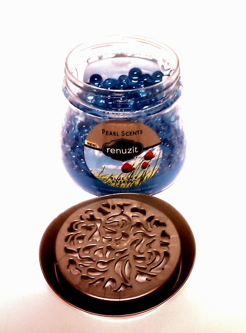 CraftyandBlue99's tweet photo. Enter to win a @Renuzit Pearl Scents Beautiful Air by Design #OdorNeutralizing #LongLasting http://t.co/TcfmHxqWEJ http://t.co/43EjDReHMt