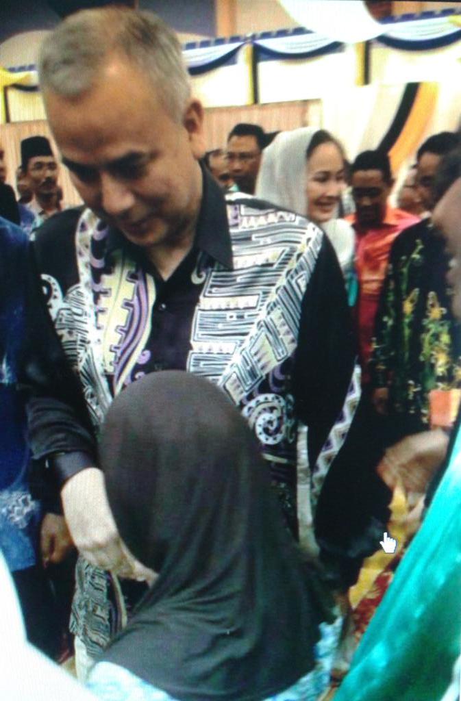 sabayolah's tweet photo. Menjunjung Kasih Tuanku.. #TabalSultanPerak35..#JP07 @ibrahman @JPenerangan @asza302 http://t.co/Wy6U7ifnzY