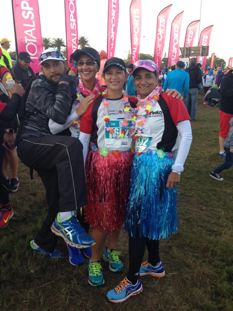 <a href="/LOAIthekoAC/">Itheko Athletic Club</a> ready to get their #OneRun on <a href="/FNBSA/">FNB South Africa</a> <a href="/KFMza/">kfmza</a> <a href="/CityofCT/">City of Cape Town</a> #running #fun #fnb #onerun #itheko #happiness
