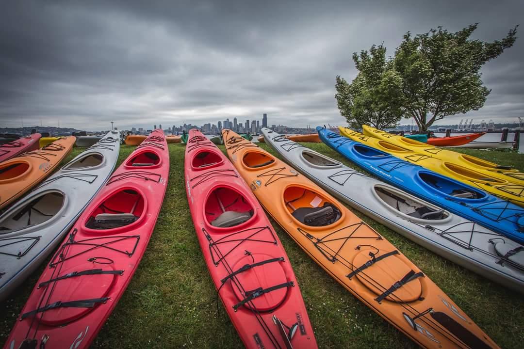DrWtpho's tweet photo. Seattle Kayaktivists http://t.co/krNTzyvDNi