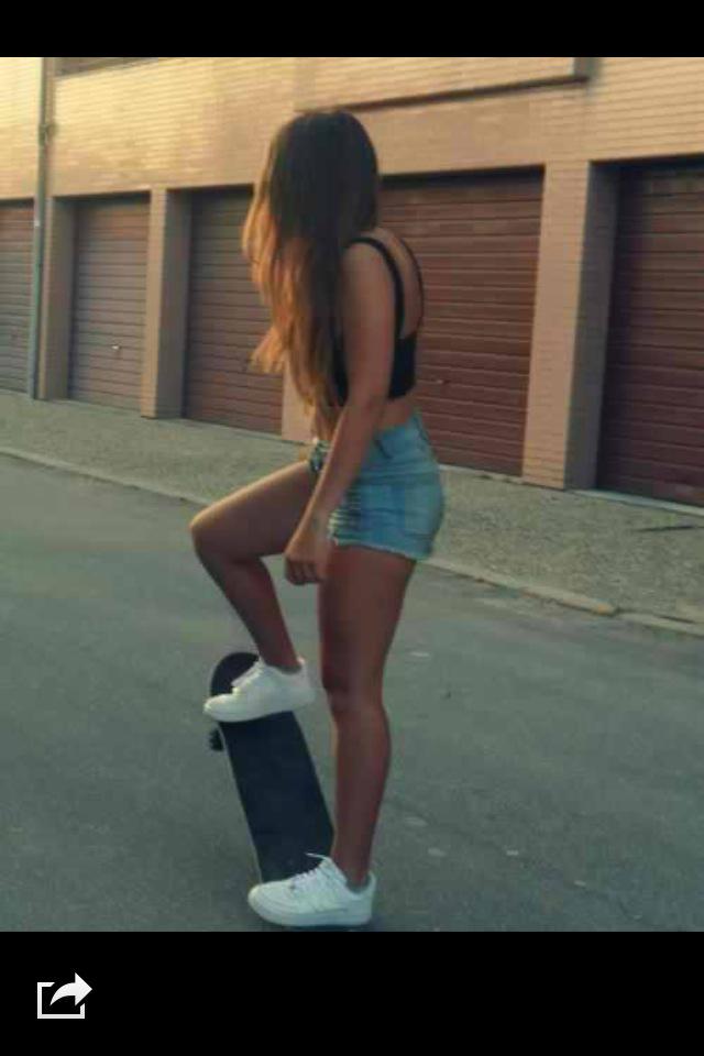 ClangtheG's tweet image. Except that Klare is a little slender 🙌

#RoyalReader #Jonaxx #Montefalco