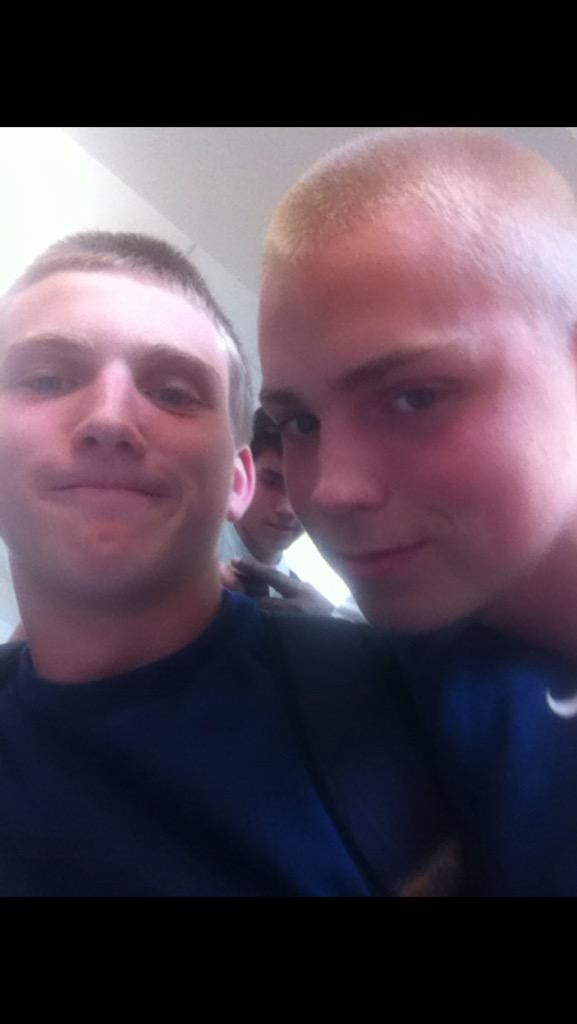 Jack_Rogers39's tweet photo. Happy birthday to the biggest badass d-pole out there I love you boy we killed it this season #toothcollector #clem http://t.co/k2cz9HUQxf