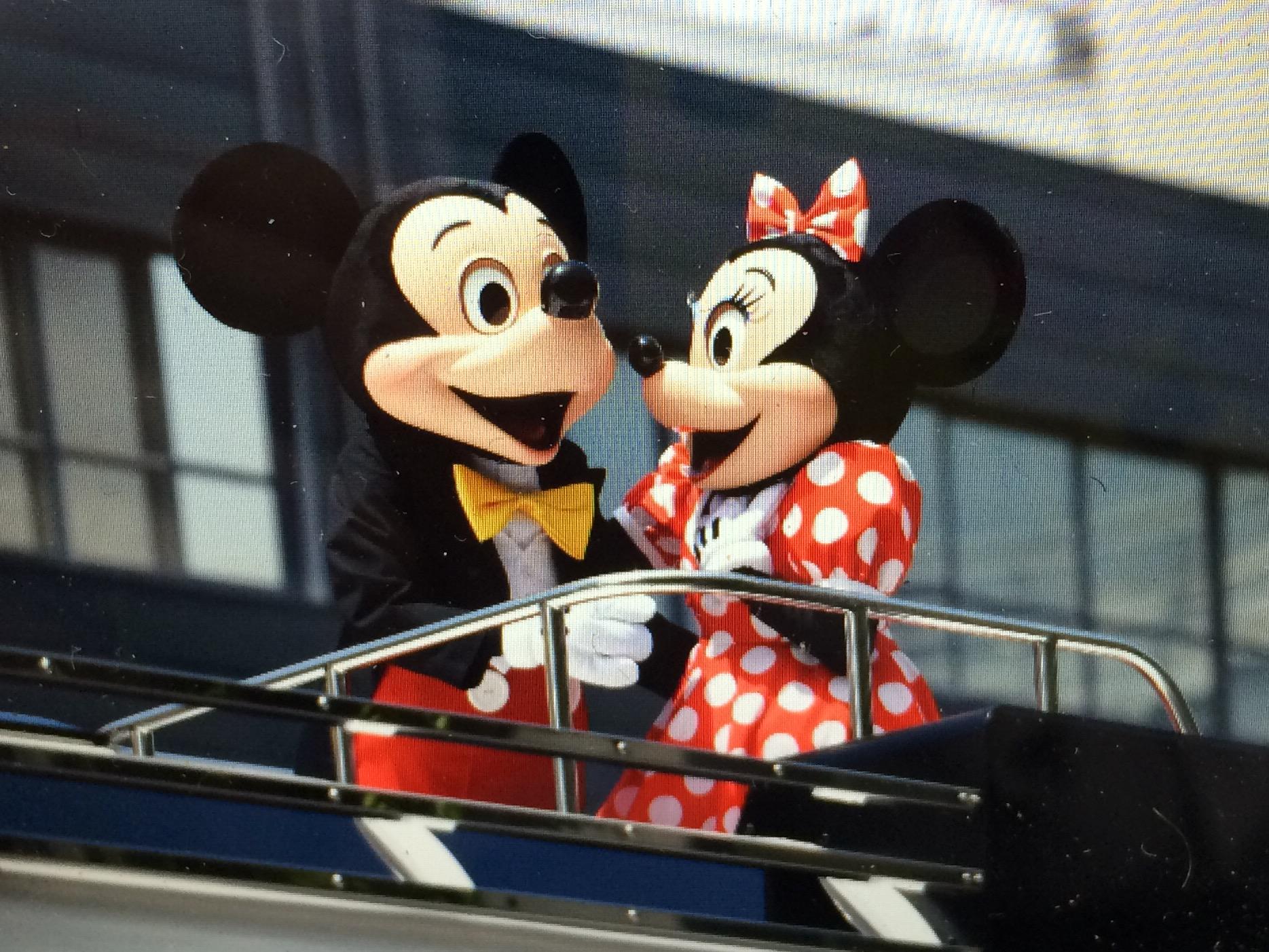 Mezzomikiのディズニーブログ 神戸まつりのディズニーリゾートスペシャルパレード ミッキー ミニー ドナルド デイジー グーフィーとスティッチがドリームクルーザー で登場しました Http T Co Bfuupozltz Http T Co Shsujk02v6 Mezzomikiのディズニーブログ 神戸まつりのディズニーリゾートスペシャルパレード ミッキー ミニー ドナルド デイジー グーフィーとスティッチがドリームクルーザー で登場しました Http T Co Bfuupozltz Http T Co Shsujk02v6