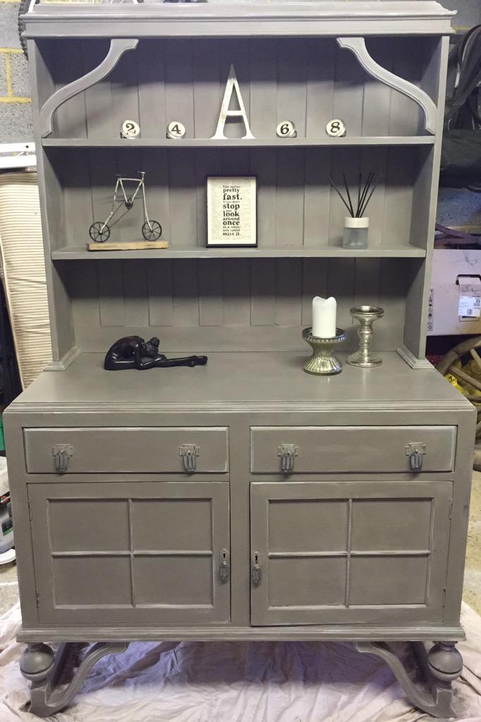 olive_long's tweet photo. #paint #transformation #anniesloan #chalkpaint #french #linen #furniture #upcycle #shabbychic #rustic @AnnieSloanHome http://t.co/UXL4UJGfv0