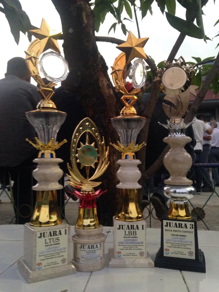 rahmatalvian's tweet photo. CONGRATS ! KALIAN KEREN ! KALIAN HEBAT ! TINGKATKAN ! @Paskibra02 @purnapaskibra02 http://t.co/1CIkcsVNo5