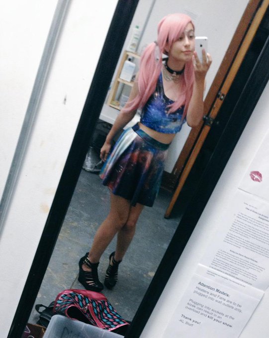 New shoes, new outfit, new room! Getting on cam <3 Lets play on @KinkLive http://t.co/n5u47nbFPU<a href="/tag/findom"class="tags"><span>#findom</span></a>