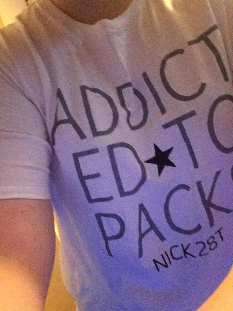 gemzabc_123's tweet photo. @Nick28T Thought I'd wear this today :D #iDontIron #Packs #FUTaddict http://t.co/d156NSMCiq