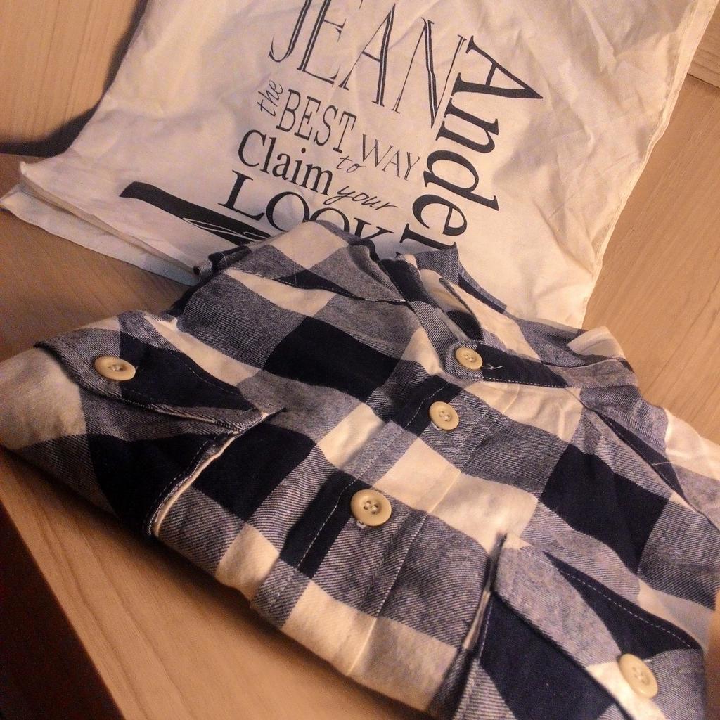 Plaid Flanel Shirt. IDR 250K