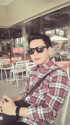 pingme622's tweet photo. Gitaris kece @Erghan01_Ping http://t.co/JZSh2xPiVu