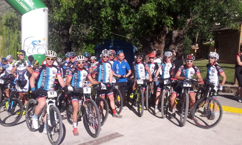 CazorlaBikeTeam's tweet photo. Iniciada la carrera en Arroyo Frio. 
Suerte ! http://t.co/bIEGVSdtwq