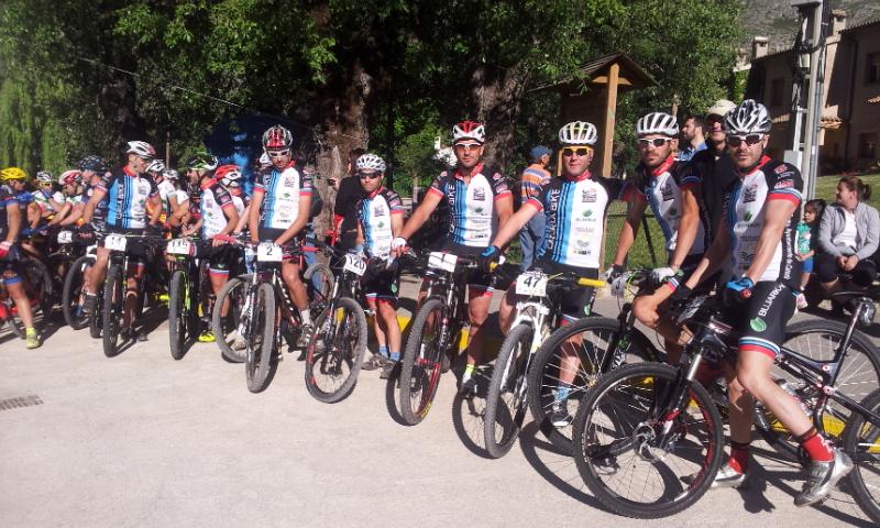 CazorlaBikeTeam's tweet photo. Iniciada la carrera en Arroyo Frio. 
Suerte ! http://t.co/bIEGVSdtwq