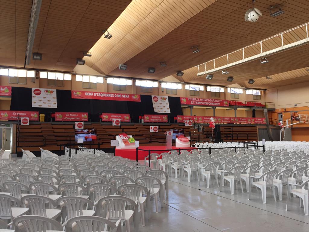 esquerraunida's tweet photo. #ÉsTempsDeMitin ;) http://t.co/GwF51miVKm