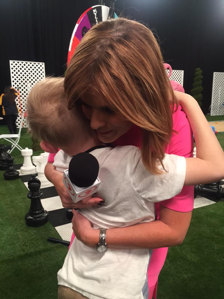 We have had the warm fuzzies all day <a href="/kyliegillies/">Kylie Gillies</a> <a href="/larryemdur/">Larry Emdur</a> <a href="/rmhwestmead/">Ronald McDonald House Westmead</a> #buildinglove