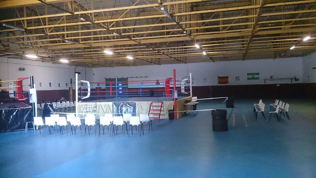 boxeosevilla's tweet photo. 1ºParte Ábum Finales Cto. Andalucía #Boxeo 2015 en gym Hytasa http://t.co/ArtoRCCTIN Gracias por el apoyo señor@s!! http://t.co/0QAtA2MS2a