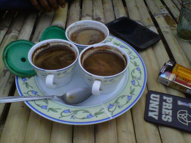 #blekkopidisorehari #calllandkendalle #jalunjalun #yakalii #instredent