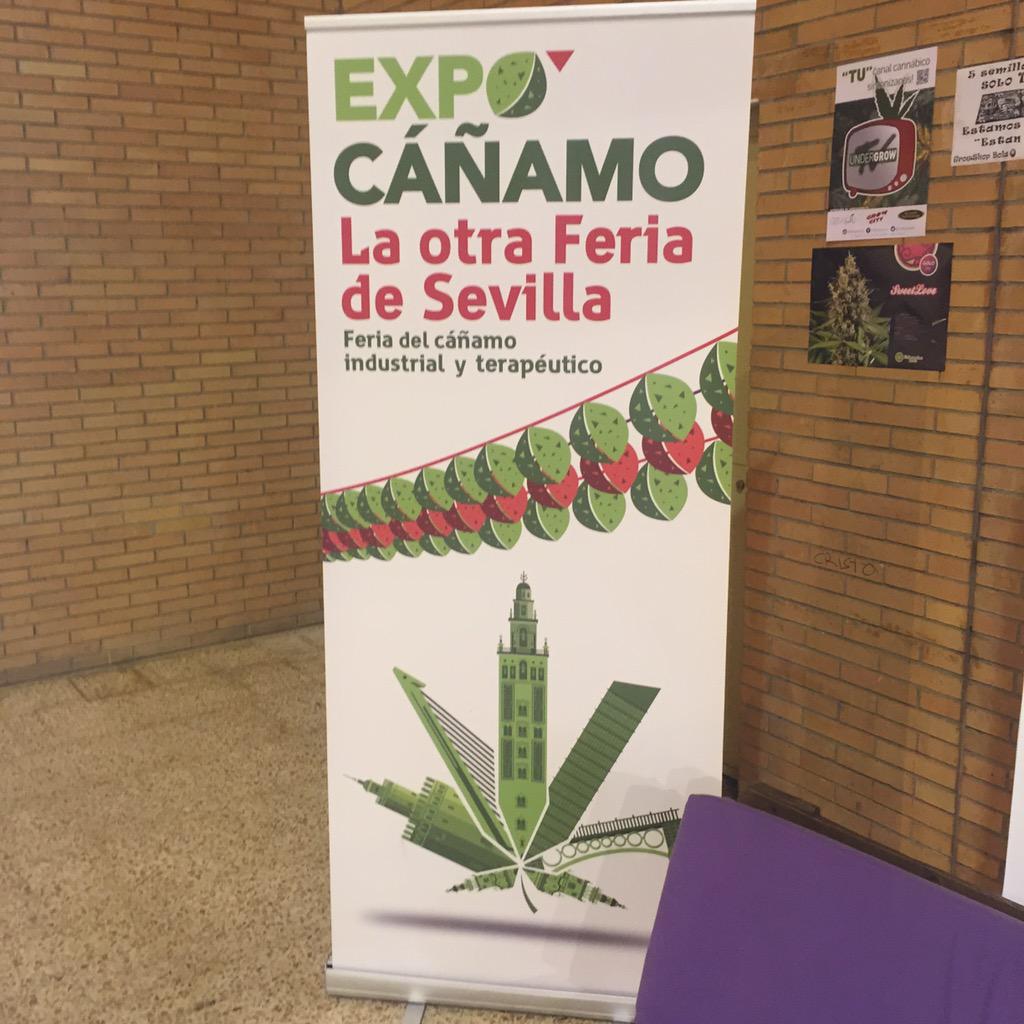 inzacardsl's tweet photo. 2.000 vistantes en la primera jornada.
Éxito en la primera edición de Expo Cáñamo, enhorabuena a la organizaciòn. http://t.co/oH7KI6HGBR