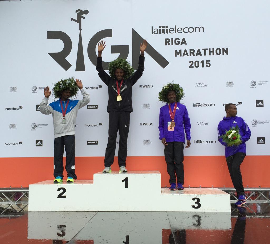 Starp <a href="/RigasMaratons/">Rimi Riga Marathon</a> uzvarētājiem atkal visi latvieši. Malači!