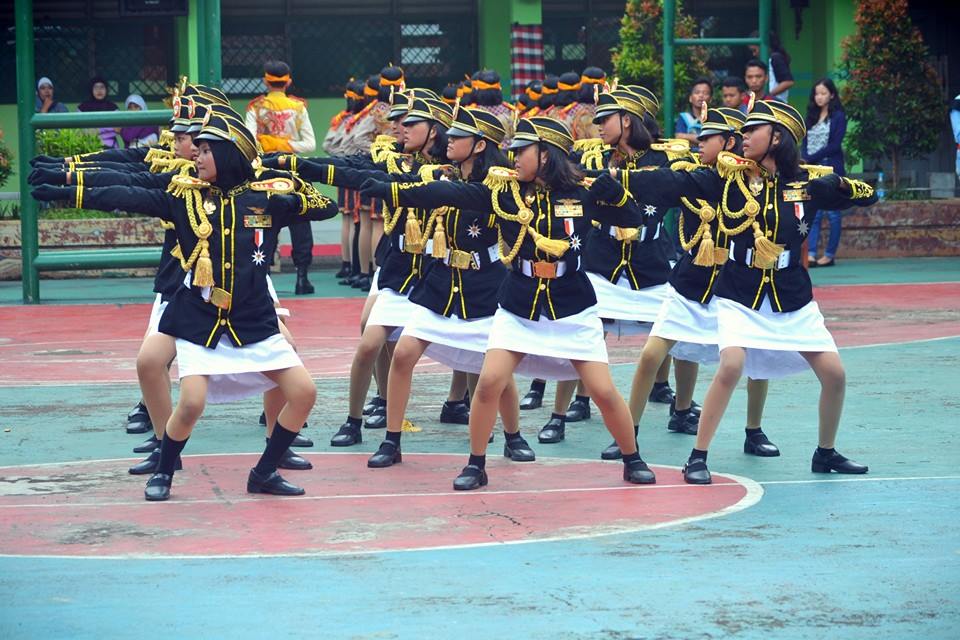 Prapara_R5's tweet photo. Hey ade PRAPARA REVOLUSI,ttp semangat ya! Kita bareng" lg raih prestasi :) buktikan @PasBrion3 &amp; PRAPARA terap HIDUP! http://t.co/csIFZZlso6